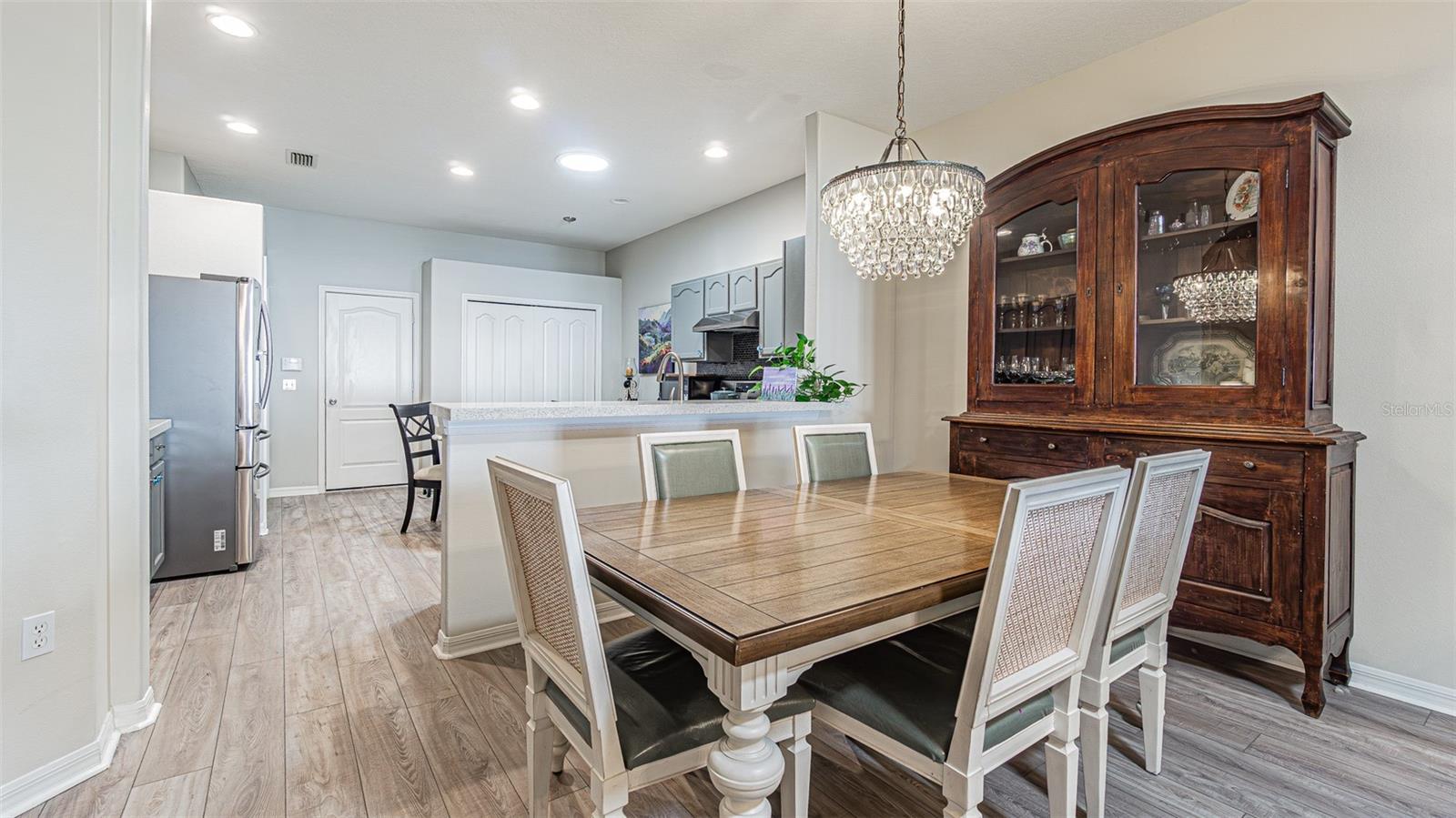 1123 BENSBROOKE DR — photo 14