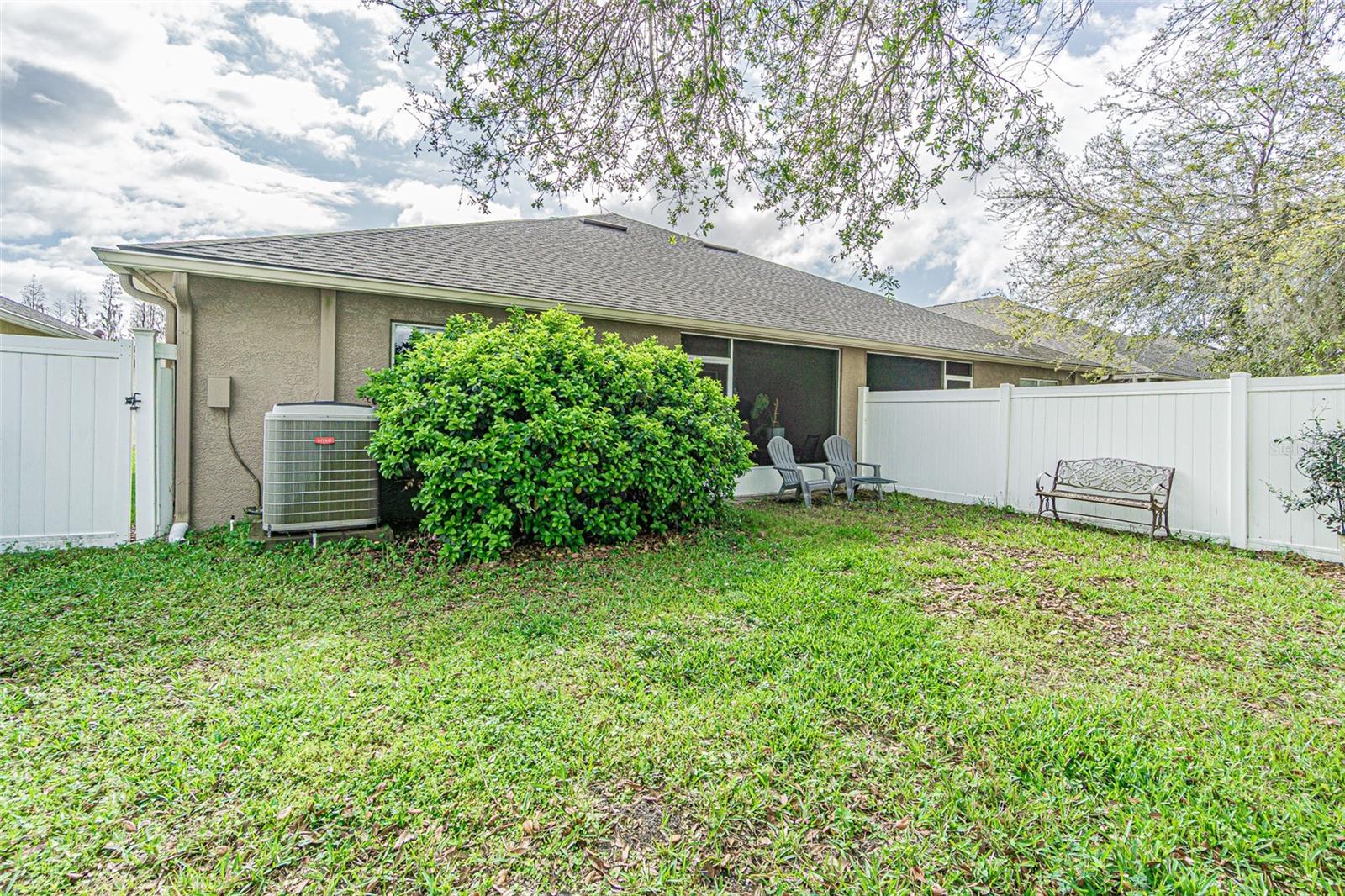1123 BENSBROOKE DR — photo 26