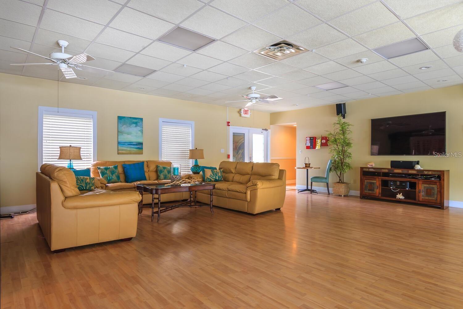 1250 N PORTOFINO DR #304 — photo 34