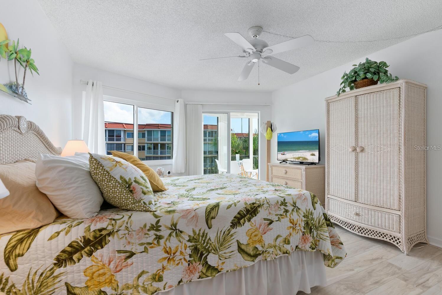 1250 N PORTOFINO DR #304 — photo 19