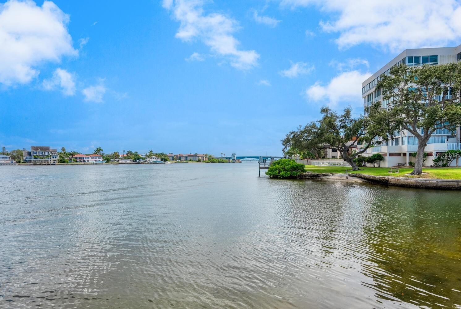 1250 N PORTOFINO DR #304 — photo 42