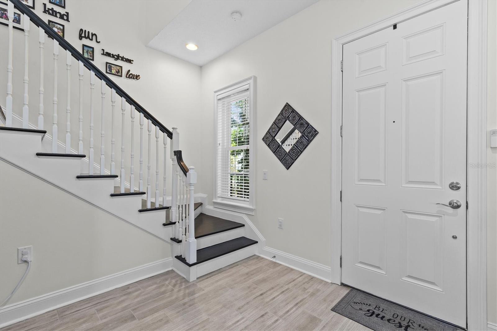 480 GILMAN PL N — photo 3