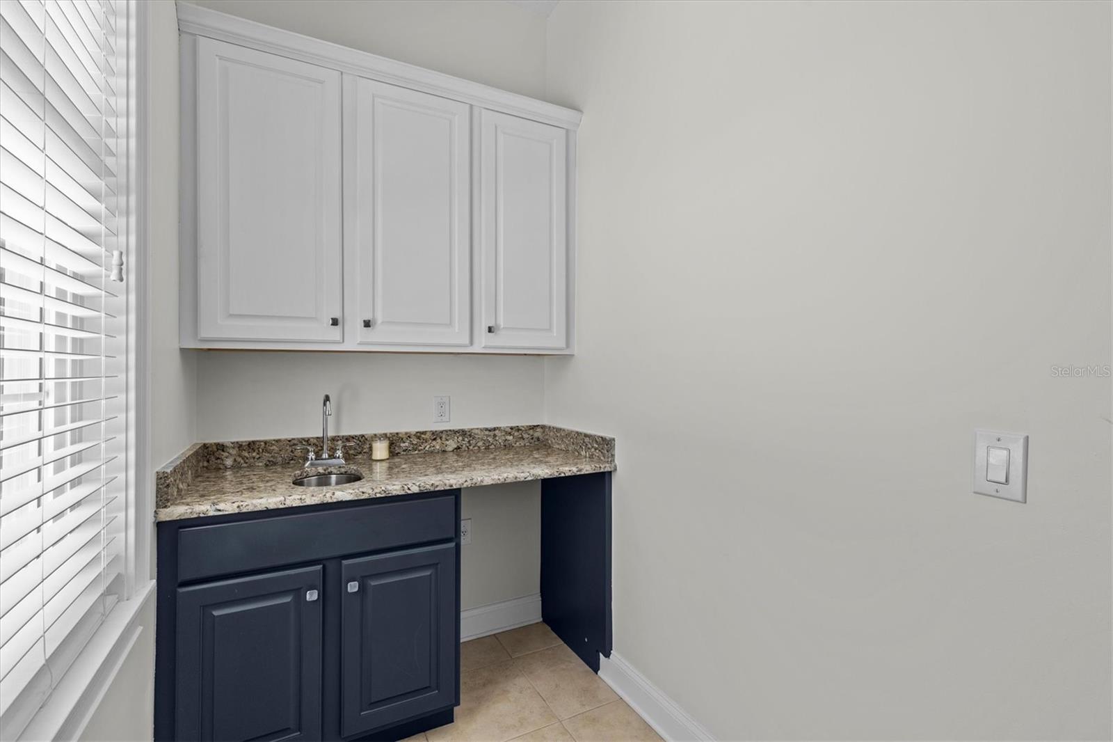 480 GILMAN PL N — photo 49