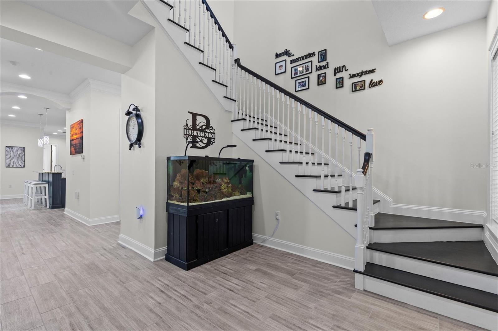 480 GILMAN PL N — photo 33