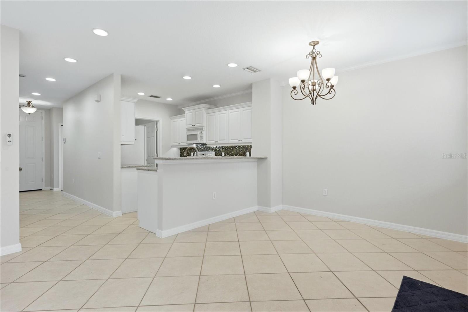 5619 SIMONTON ST — photo 7