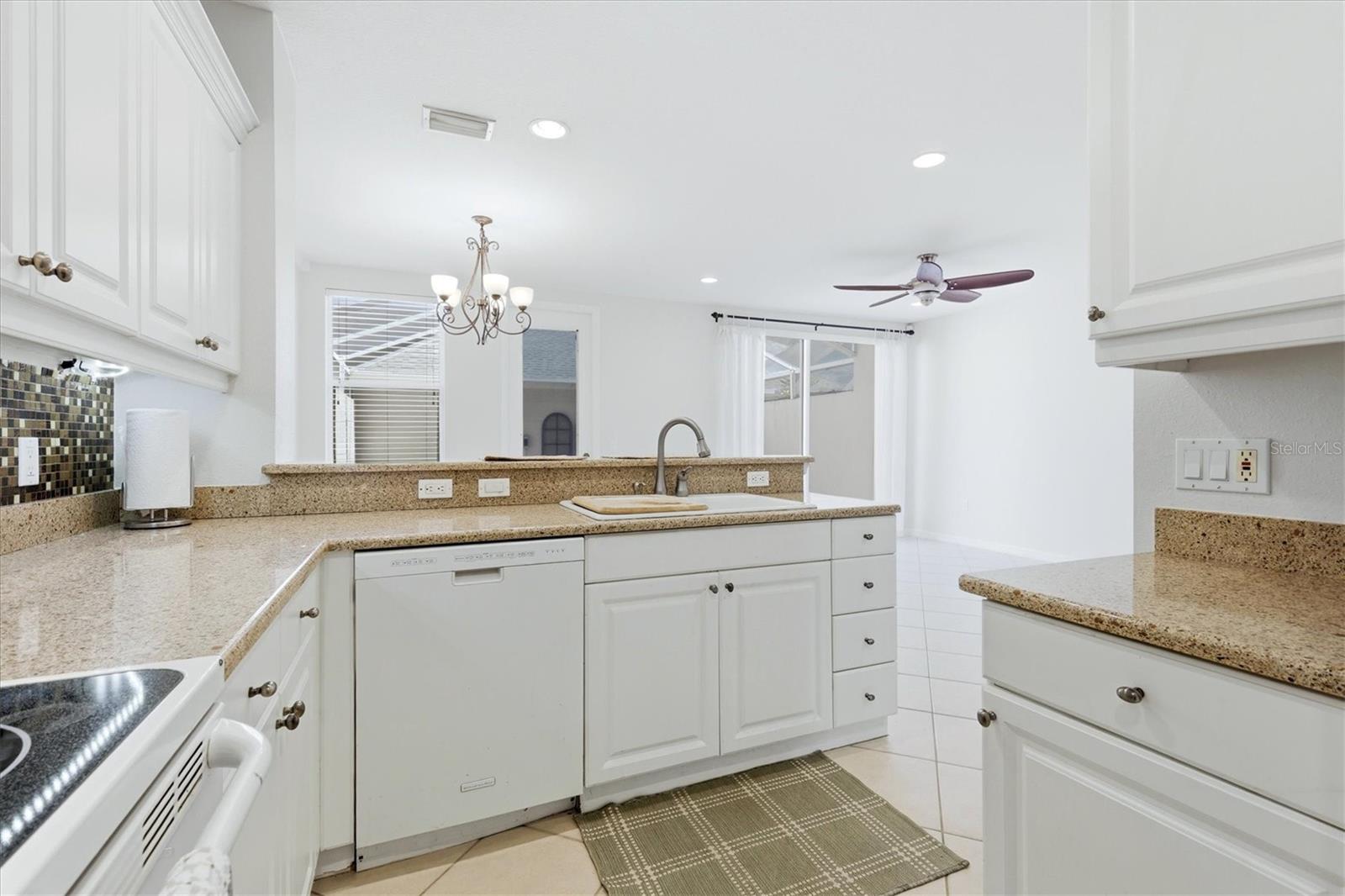 5619 SIMONTON ST — photo 13