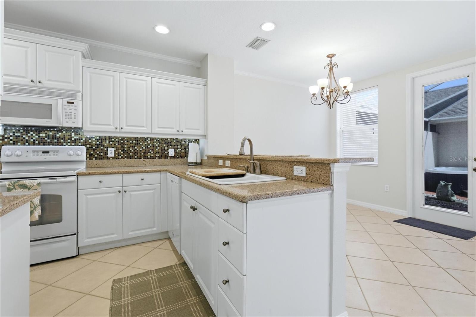 5619 SIMONTON ST — photo 14