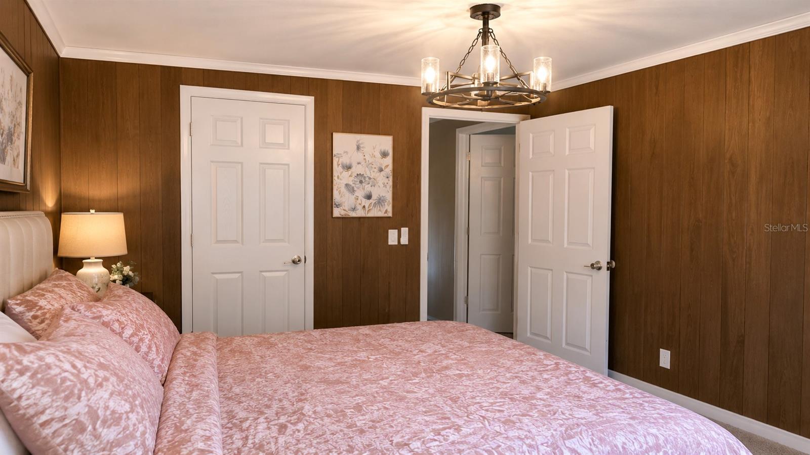 1488 LACONIA DR E — photo 34