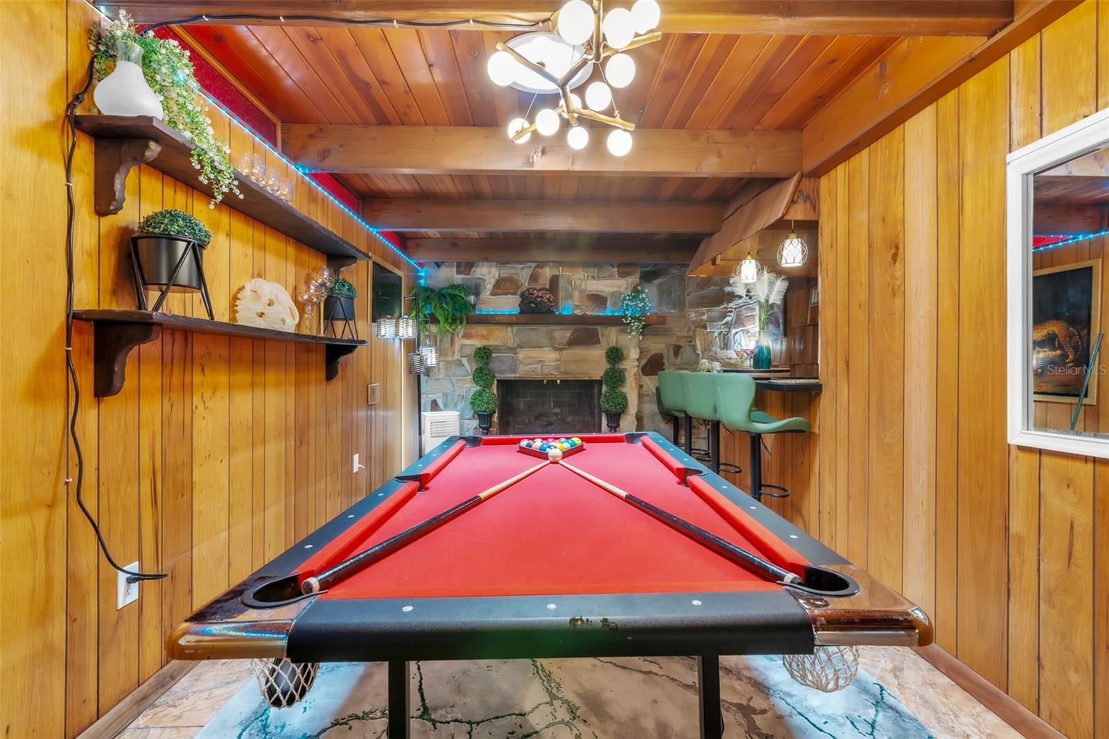 1488 LACONIA DR E — photo 15