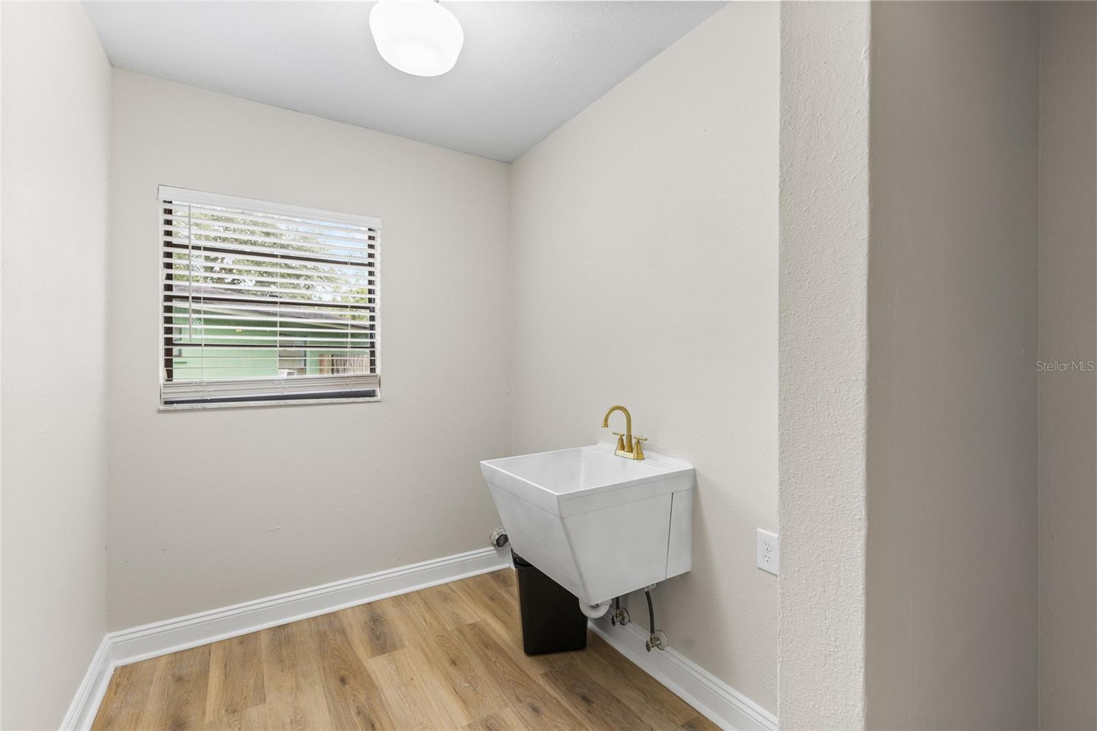15804 IRONWARE PL — photo 31