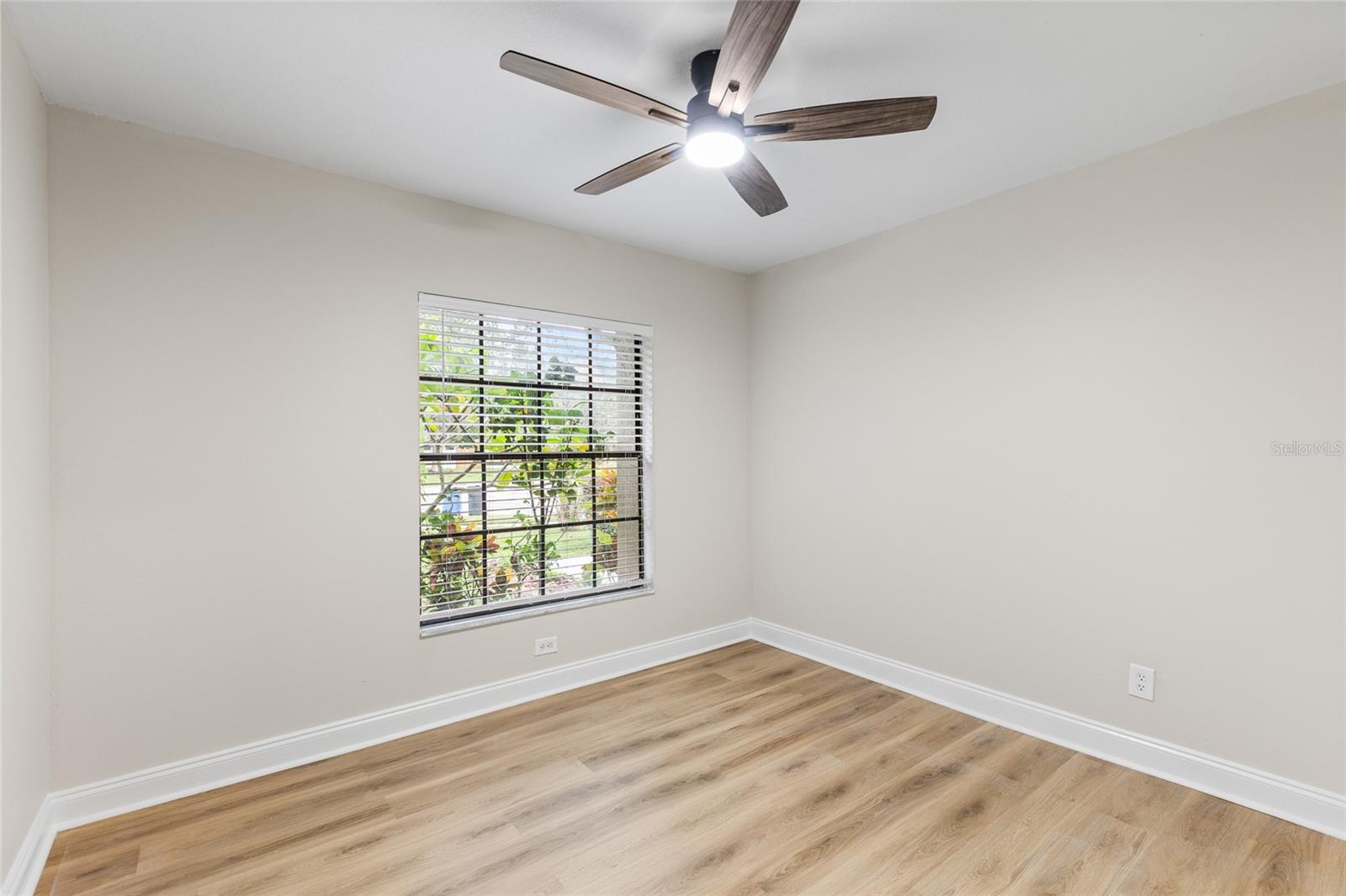 15804 IRONWARE PL — photo 32