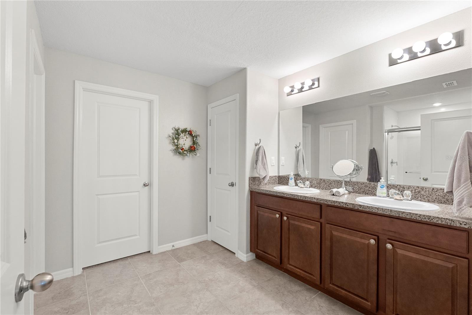 3414 KEARSNEY ABBEY CIR — photo 18