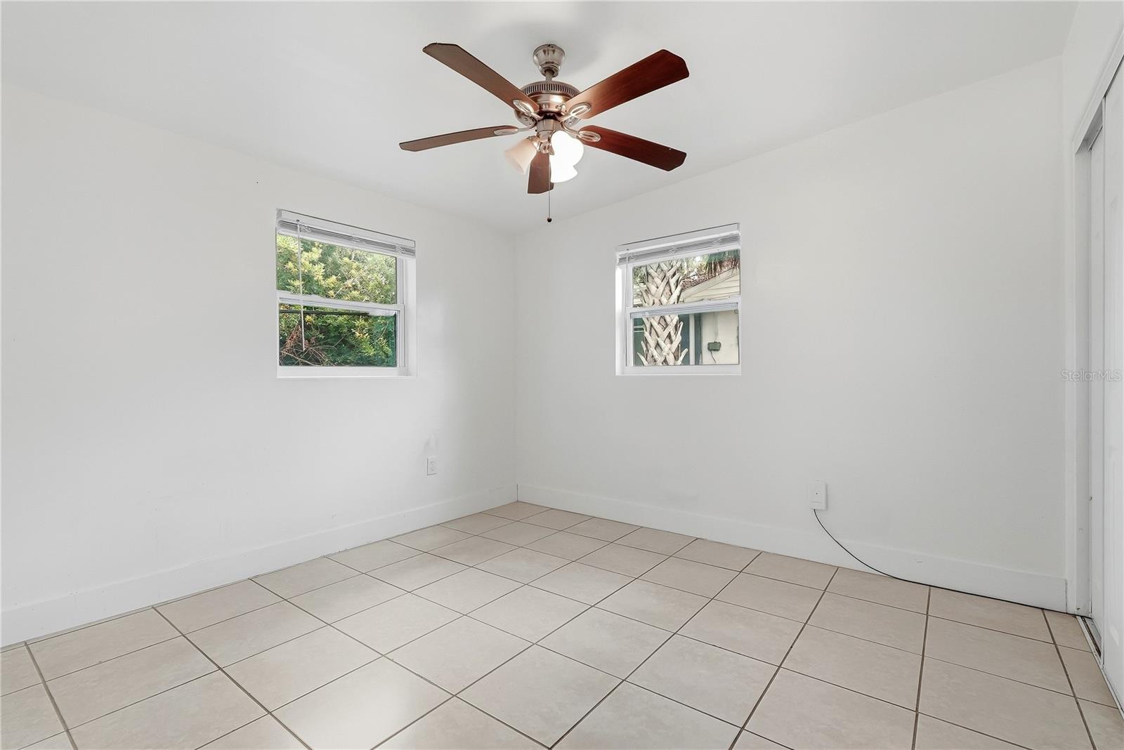 6639 SANDRA DR — photo 18