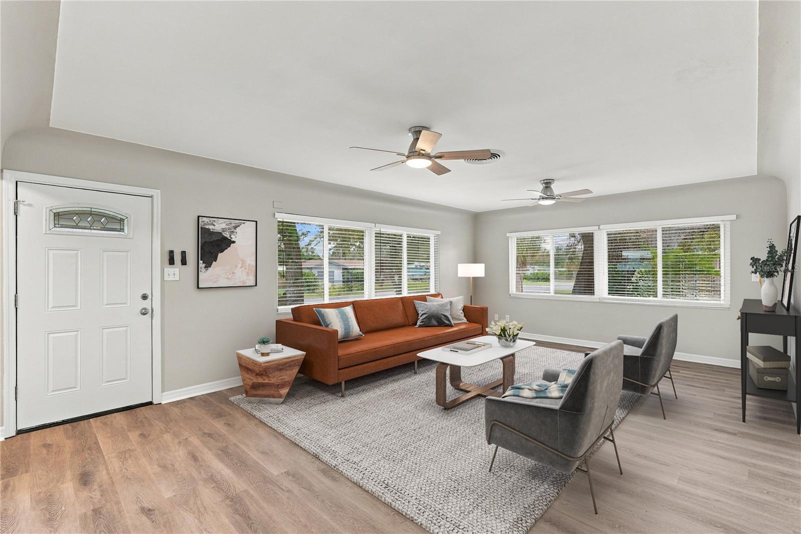 10719 CHEROKEE DR — photo 10