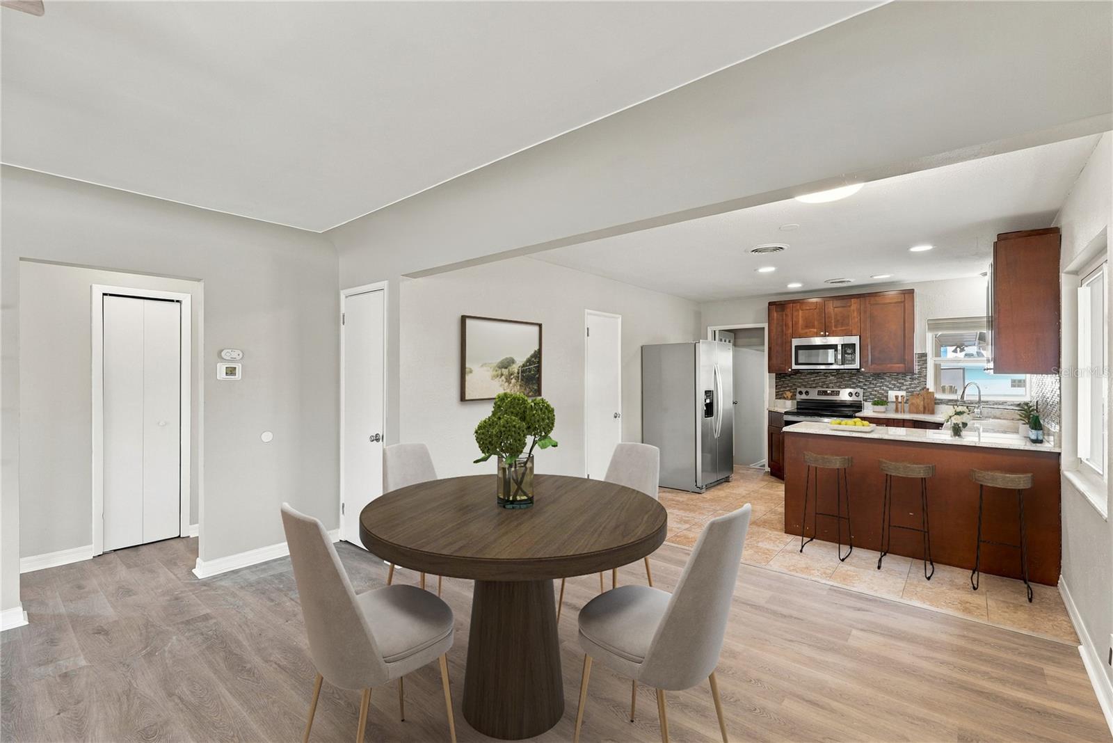 10719 CHEROKEE DR — photo 13