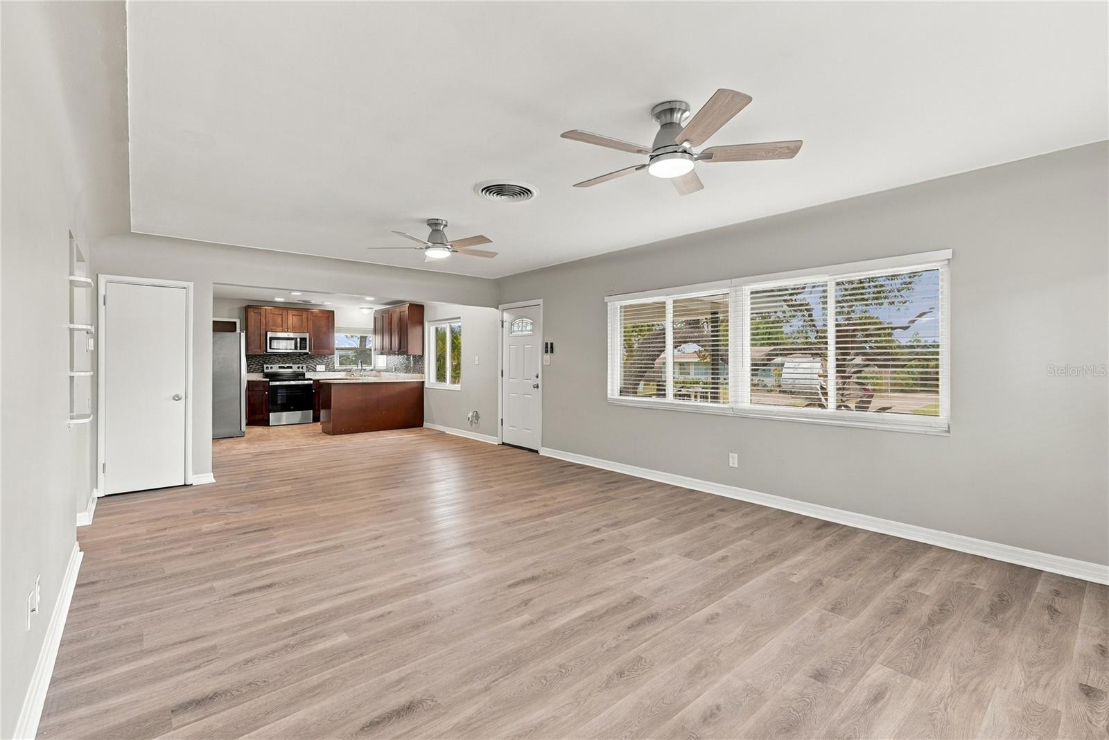 10719 CHEROKEE DR — photo 9