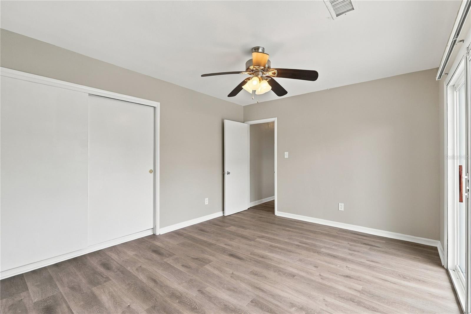 10719 CHEROKEE DR — photo 37