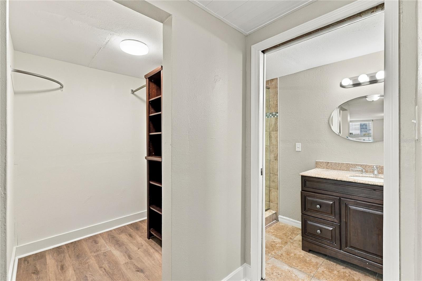 10719 CHEROKEE DR — photo 25