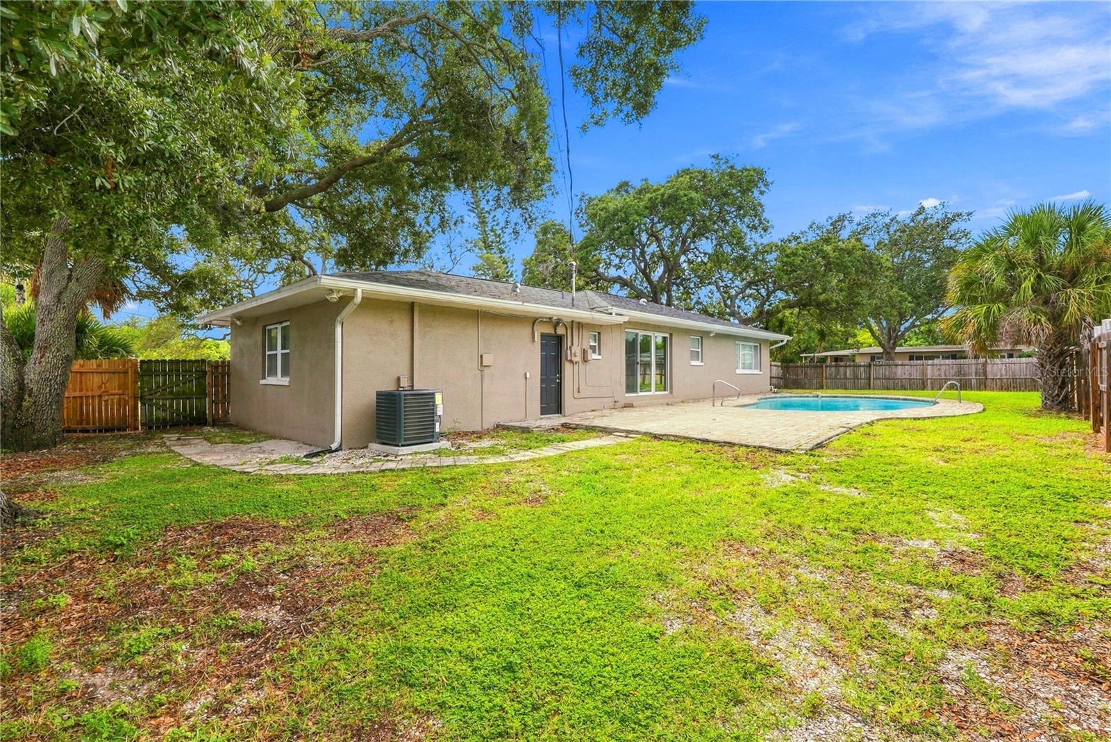 10719 CHEROKEE DR — photo 39