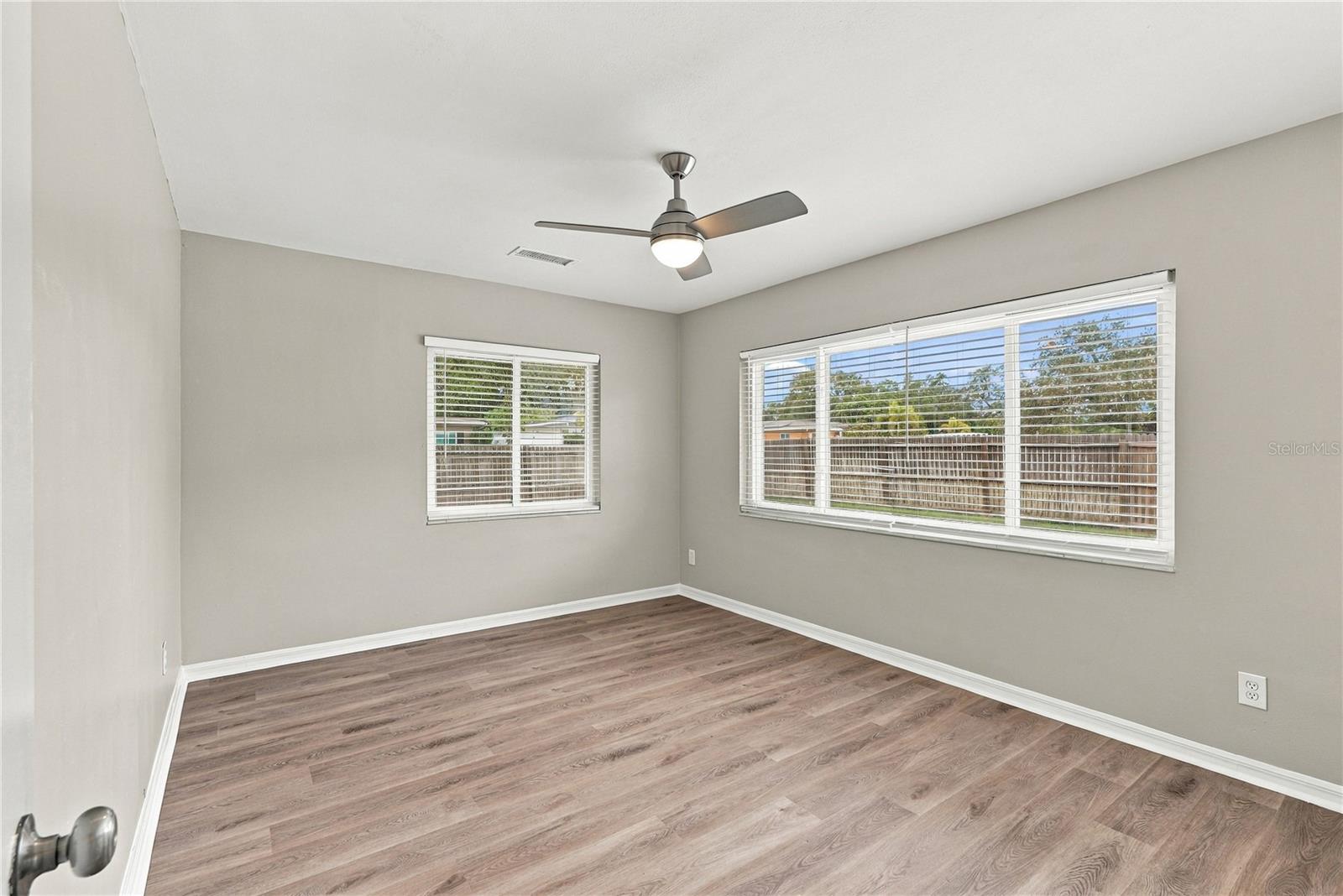 10719 CHEROKEE DR — photo 31