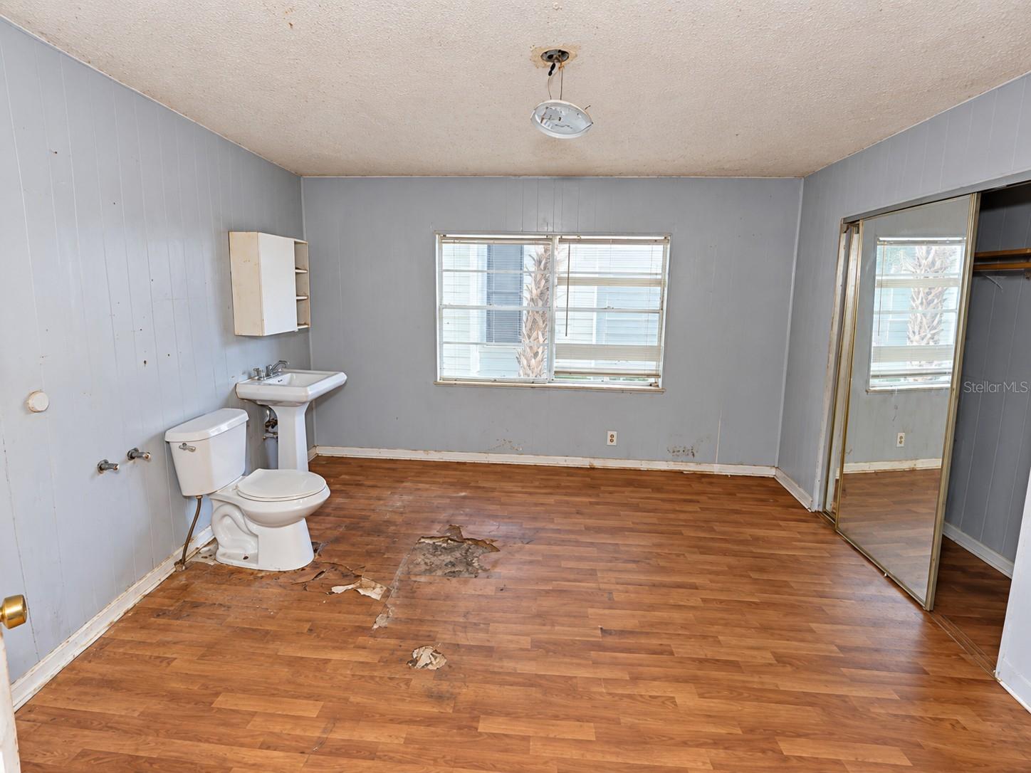 2811 MORGAN ST — photo 9