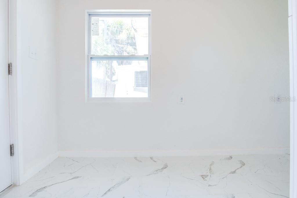 80 144TH AVE — photo 24