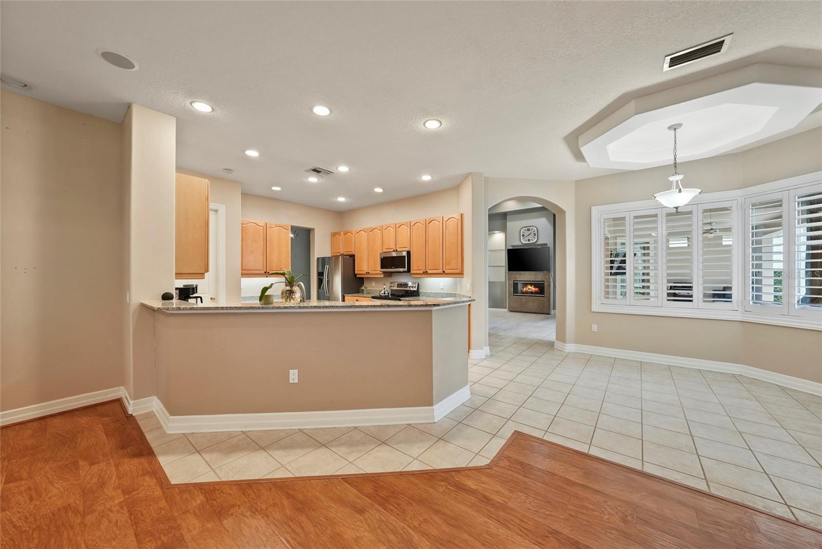 18823 WIMBLEDON CIR — photo 17