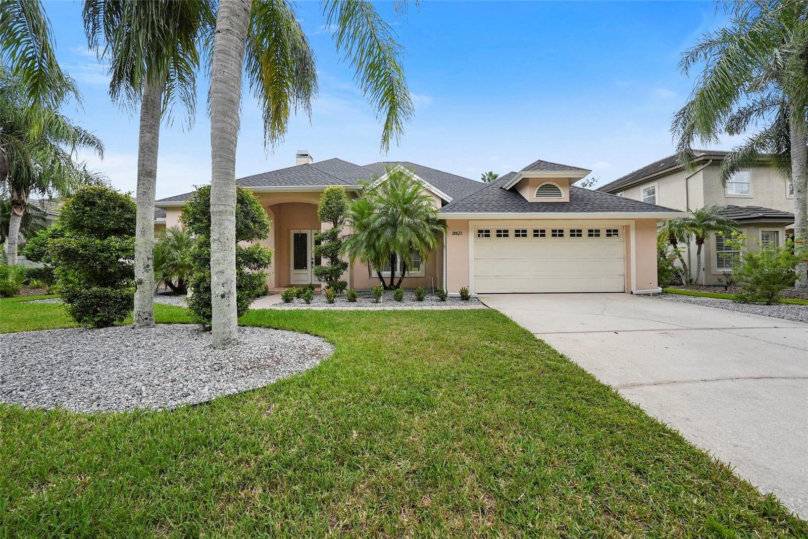 18823 WIMBLEDON CIR — photo 5