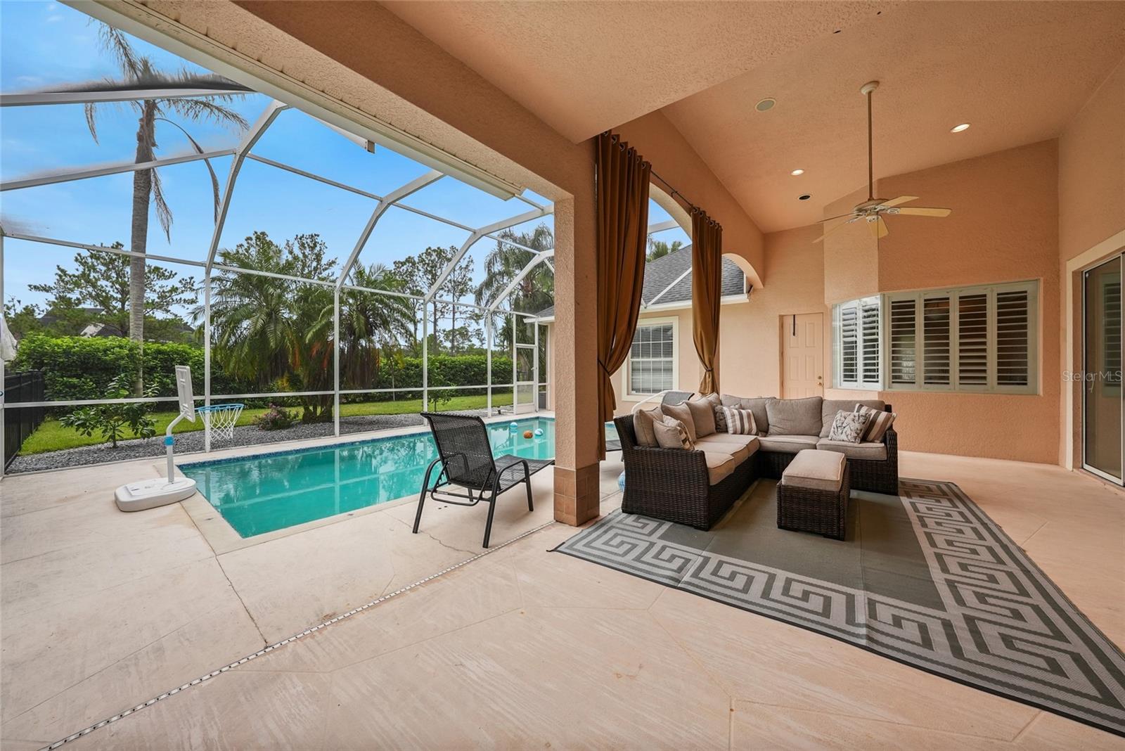 18823 WIMBLEDON CIR — photo 30