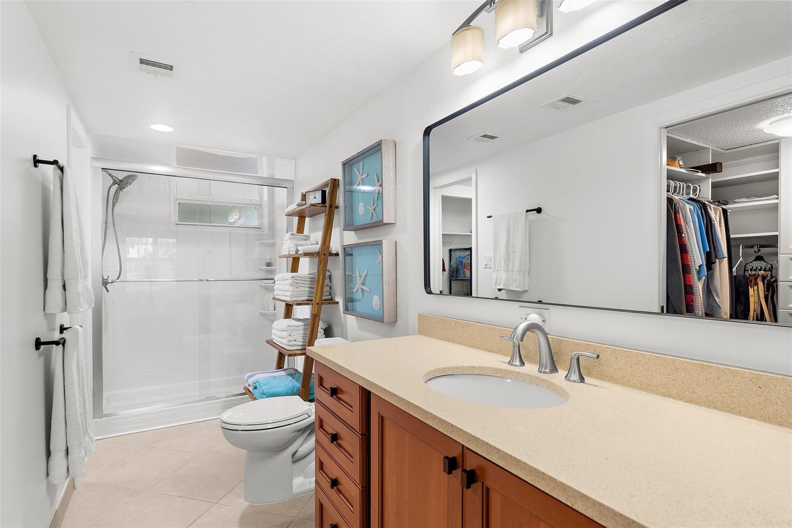 600 SUTTON PL #101B — photo 18