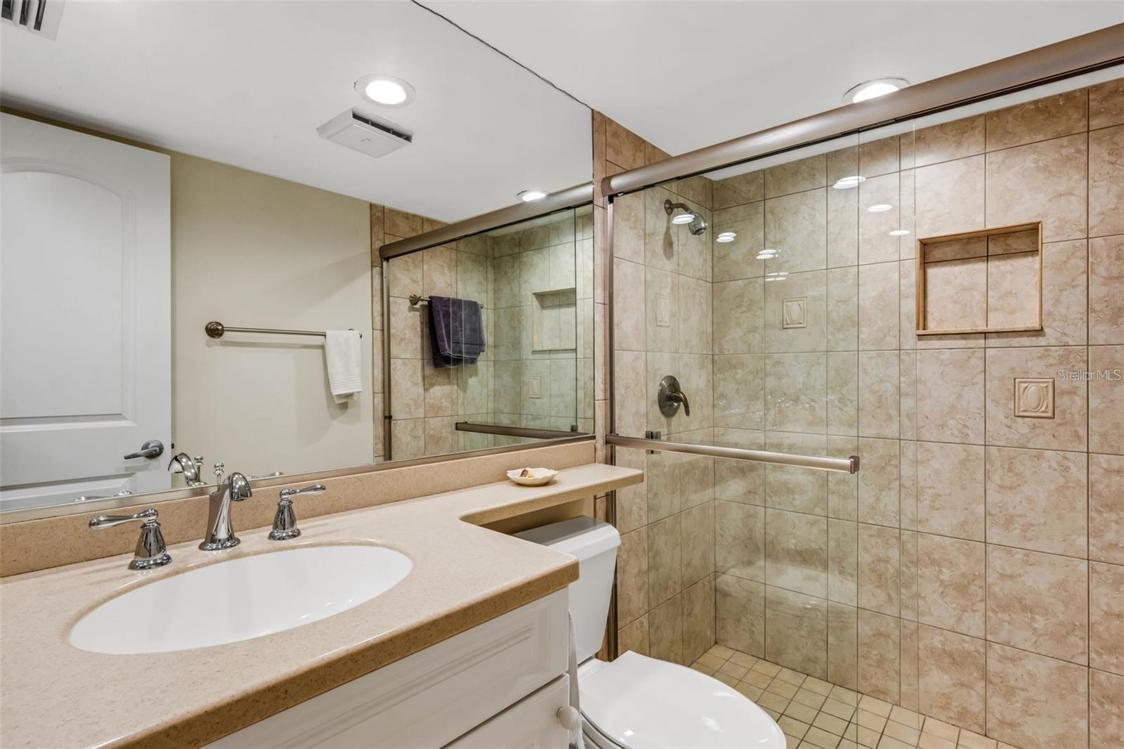 5661 MIDNIGHT PASS RD #401 — photo 20