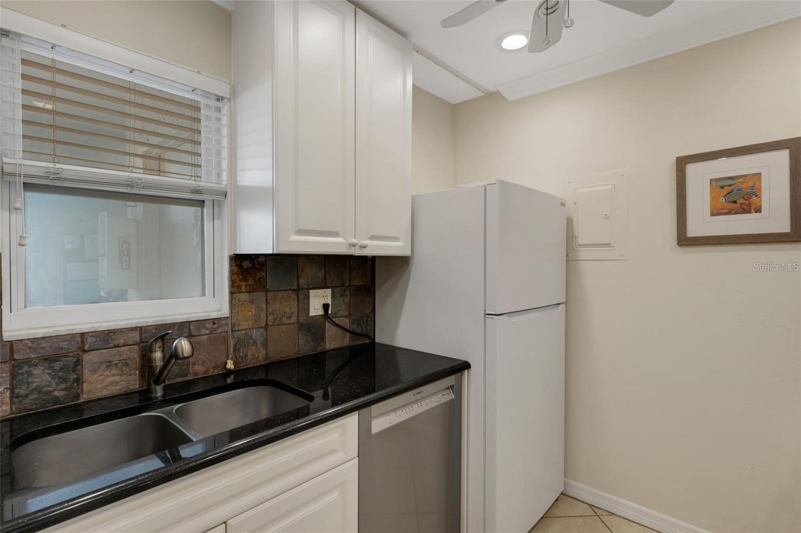 5661 MIDNIGHT PASS RD #401 — photo 12