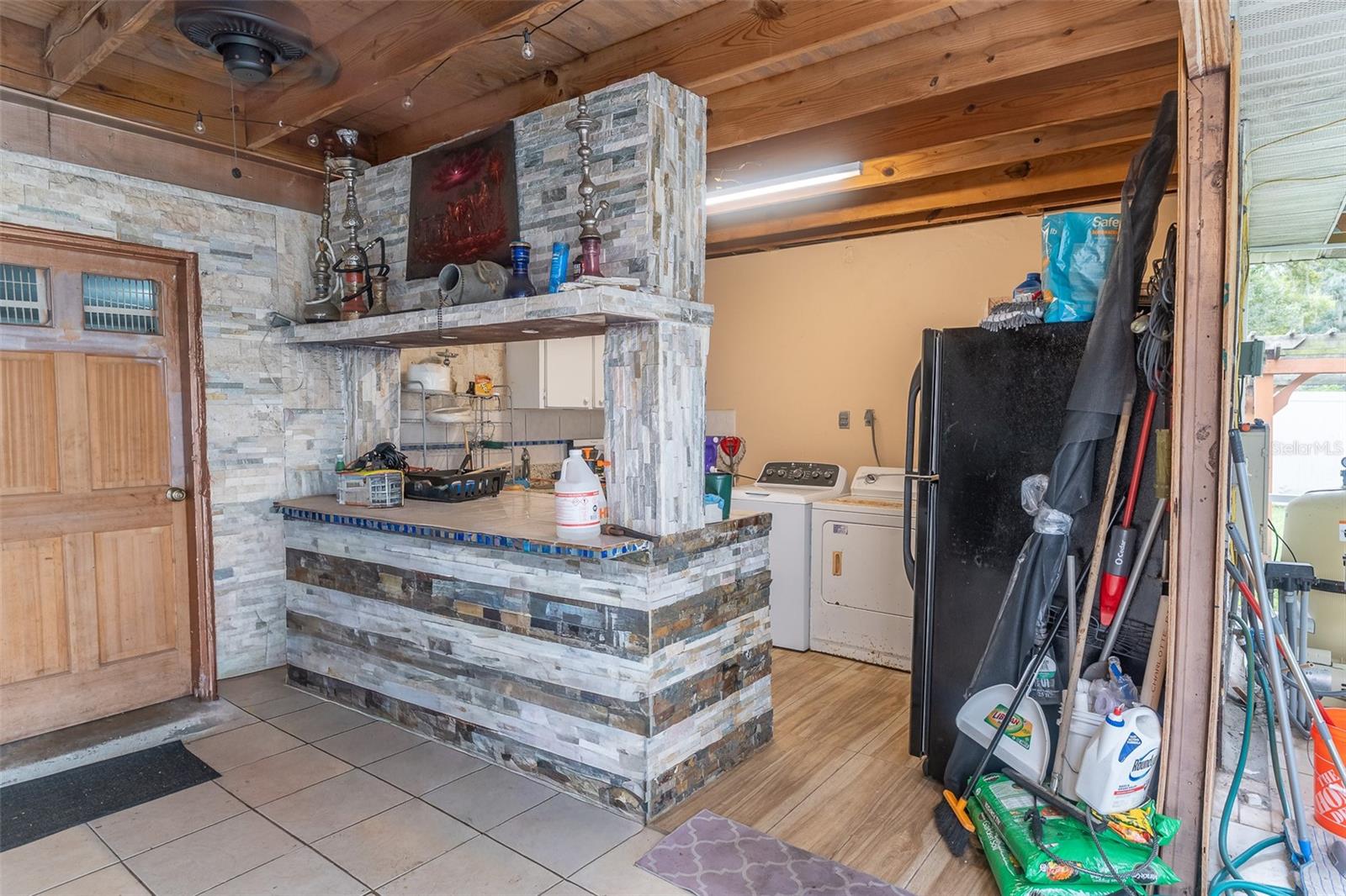 702 COULTER PL — photo 23