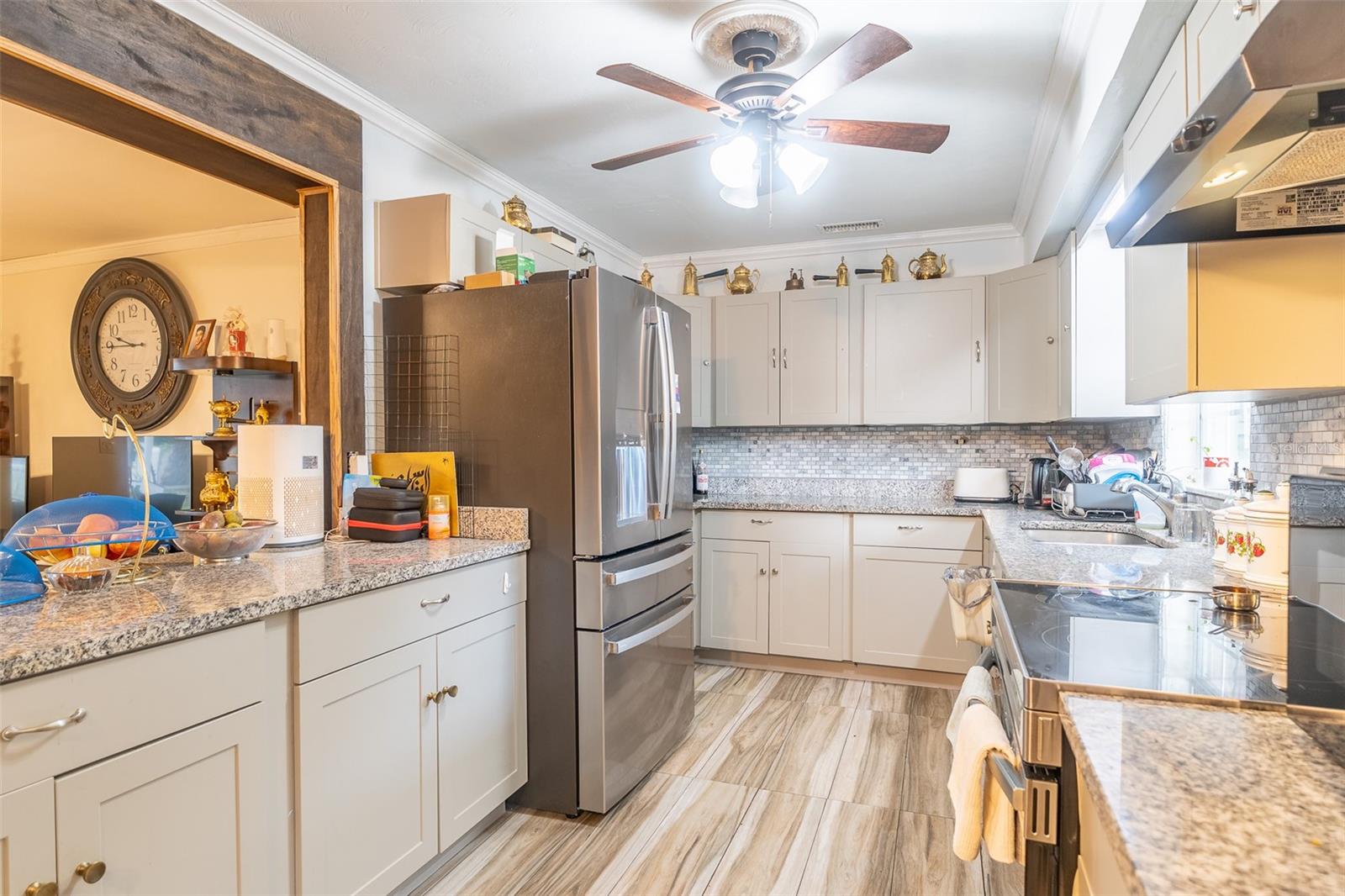 702 COULTER PL — photo 10