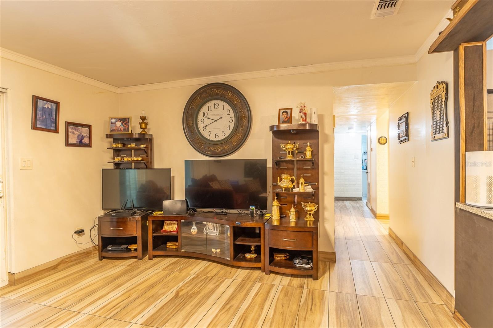 702 COULTER PL — photo 7