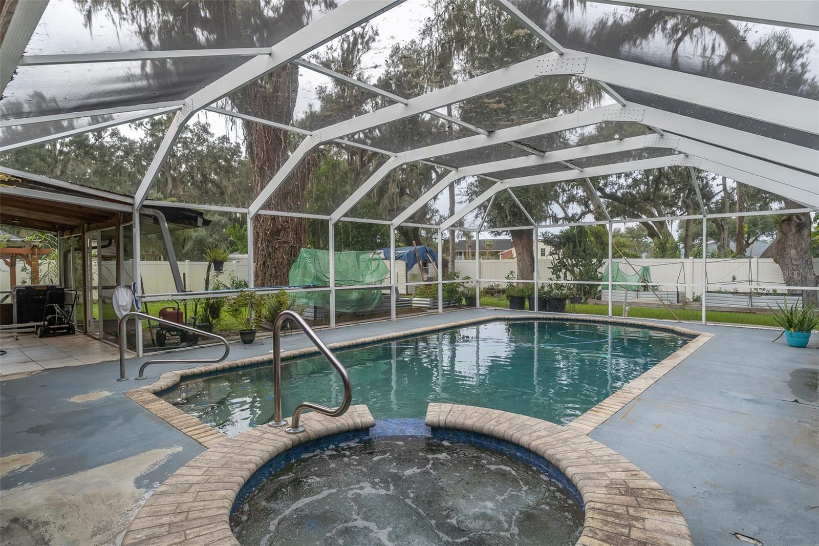 702 COULTER PL — photo 19