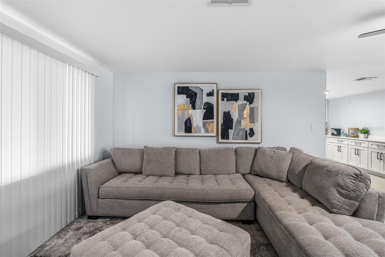 1539 DARTMOUTH DR — photo 14