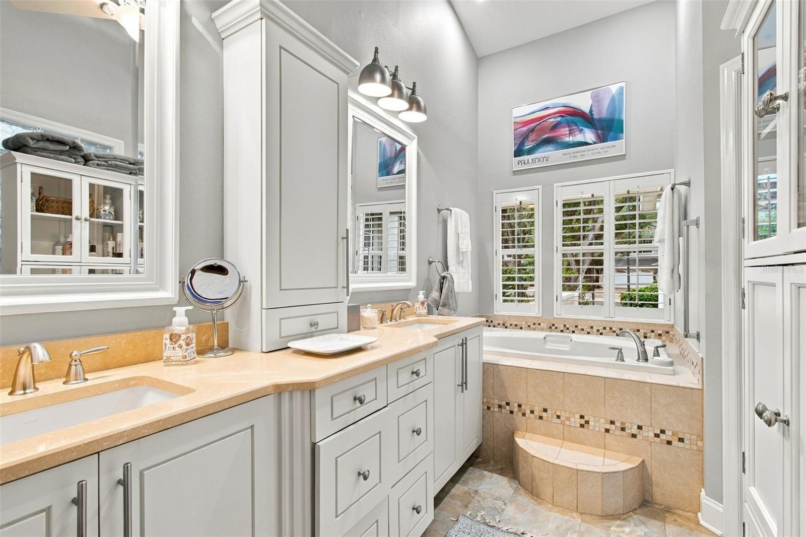 435 DATE PALM CT NE — photo 25