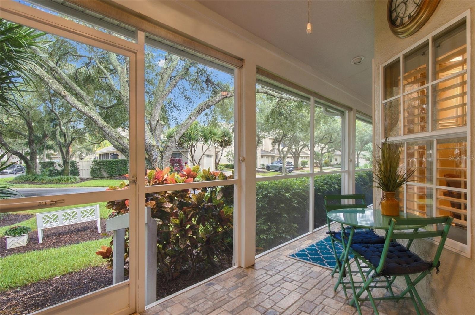 435 DATE PALM CT NE — photo 37