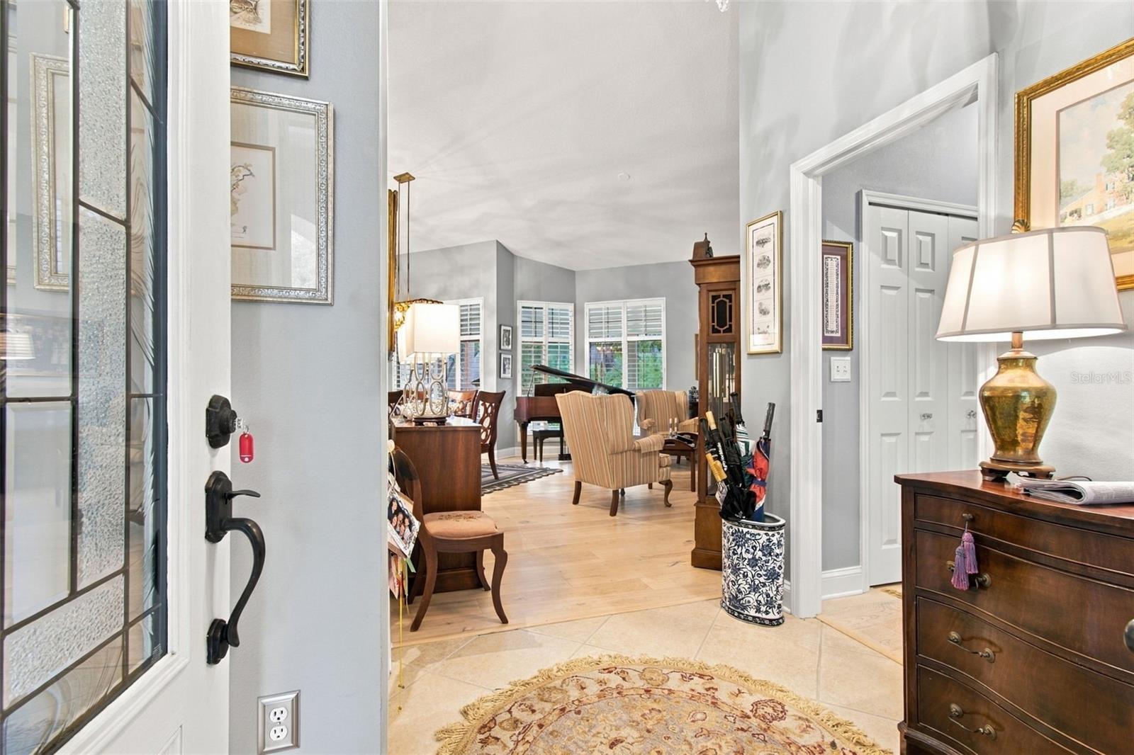 435 DATE PALM CT NE — photo 5
