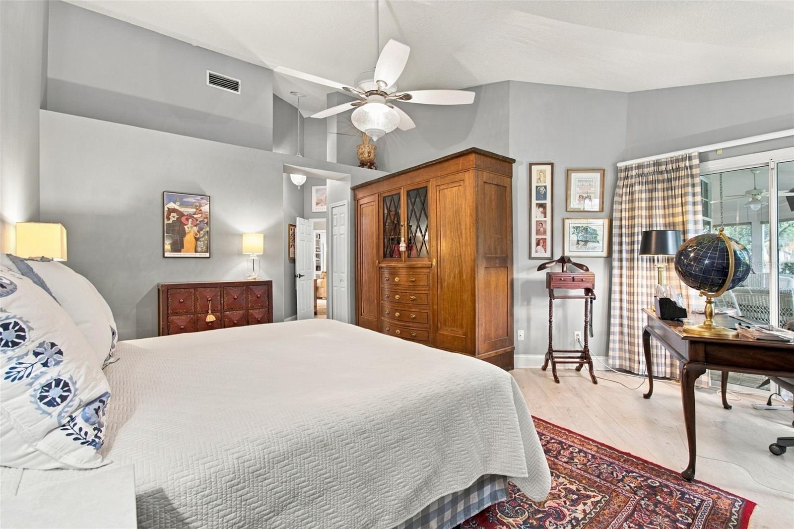 435 DATE PALM CT NE — photo 23