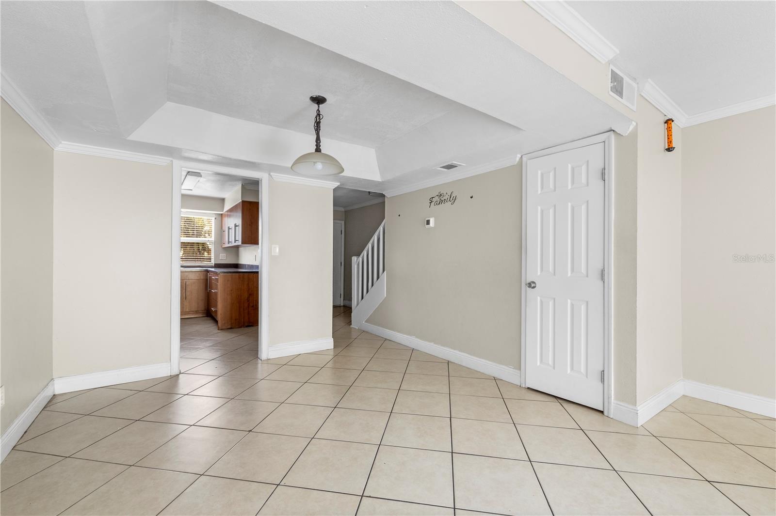 7609 LA MESITA CT — photo 10