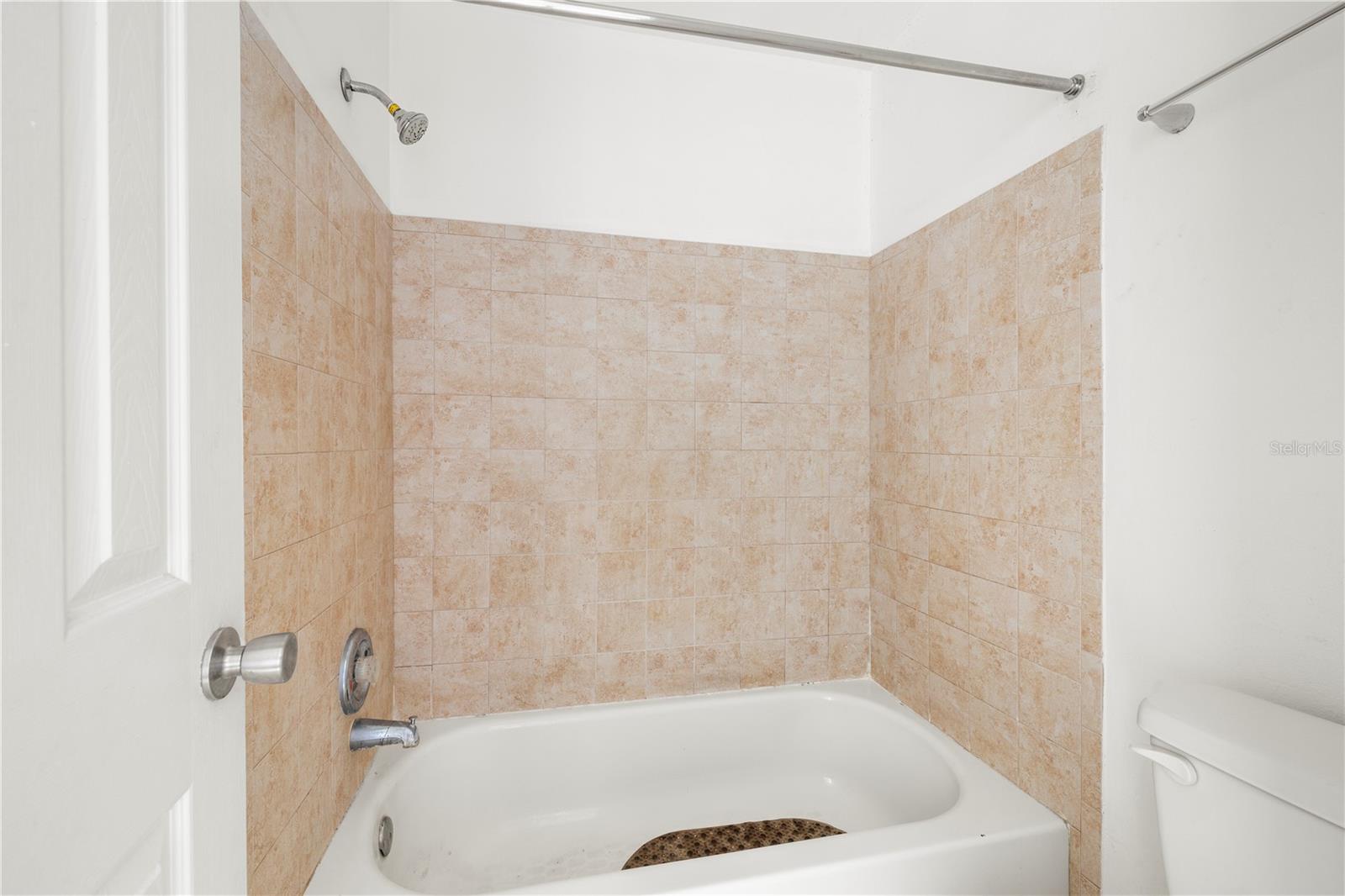 7609 LA MESITA CT — photo 23