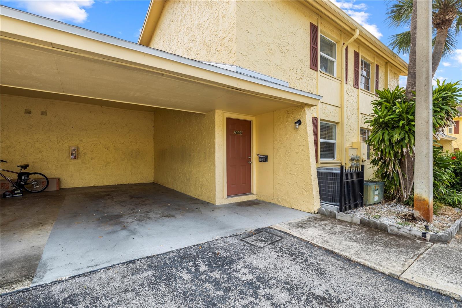 7609 LA MESITA CT — photo 3