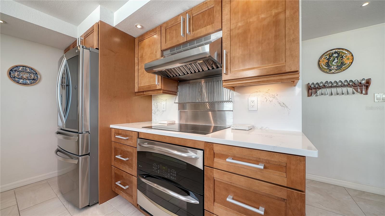 99 SUNSET DR #401 — photo 26