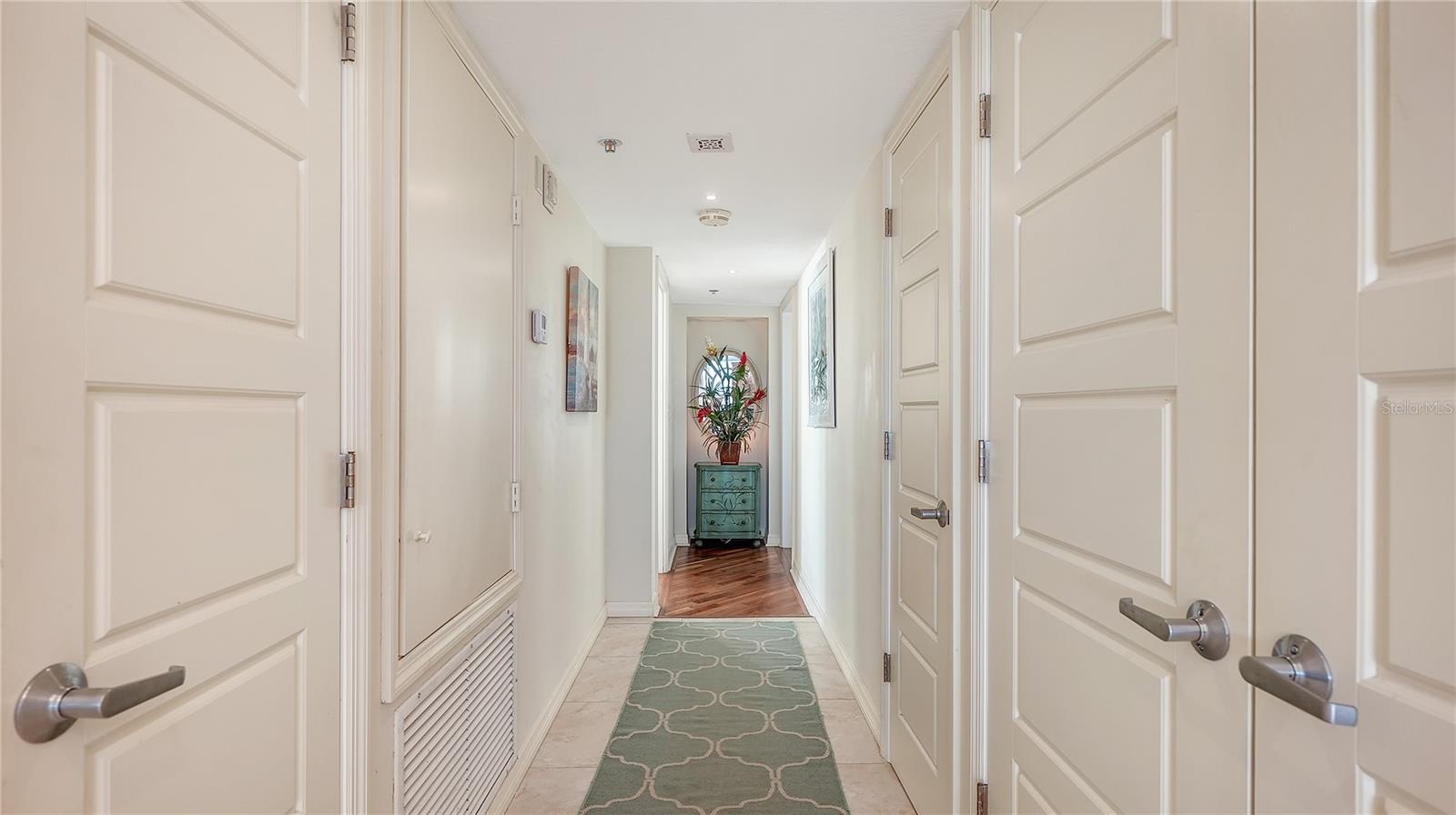 99 SUNSET DR #401 — photo 32