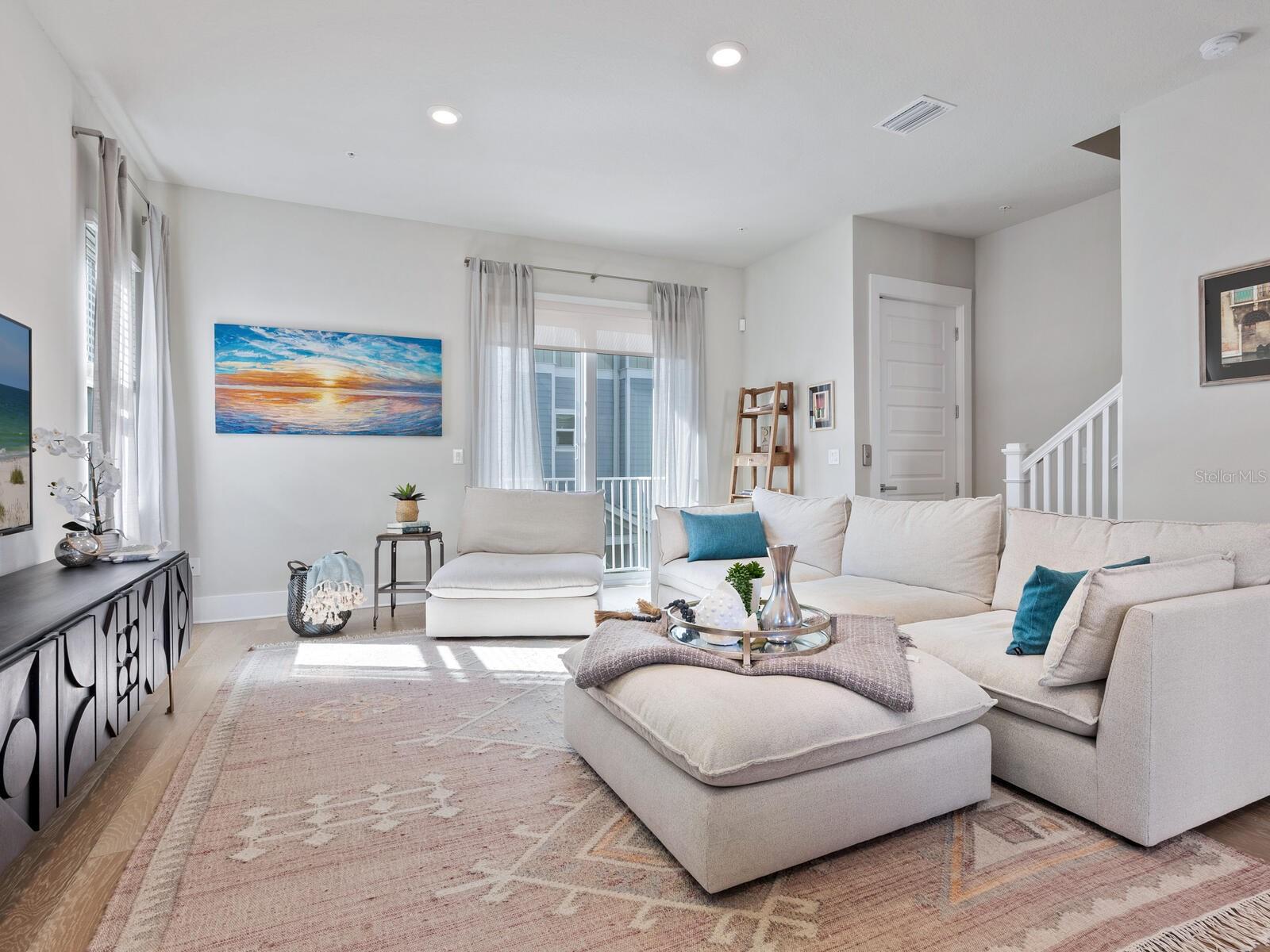 508 LAUREL PARK DR — photo 8