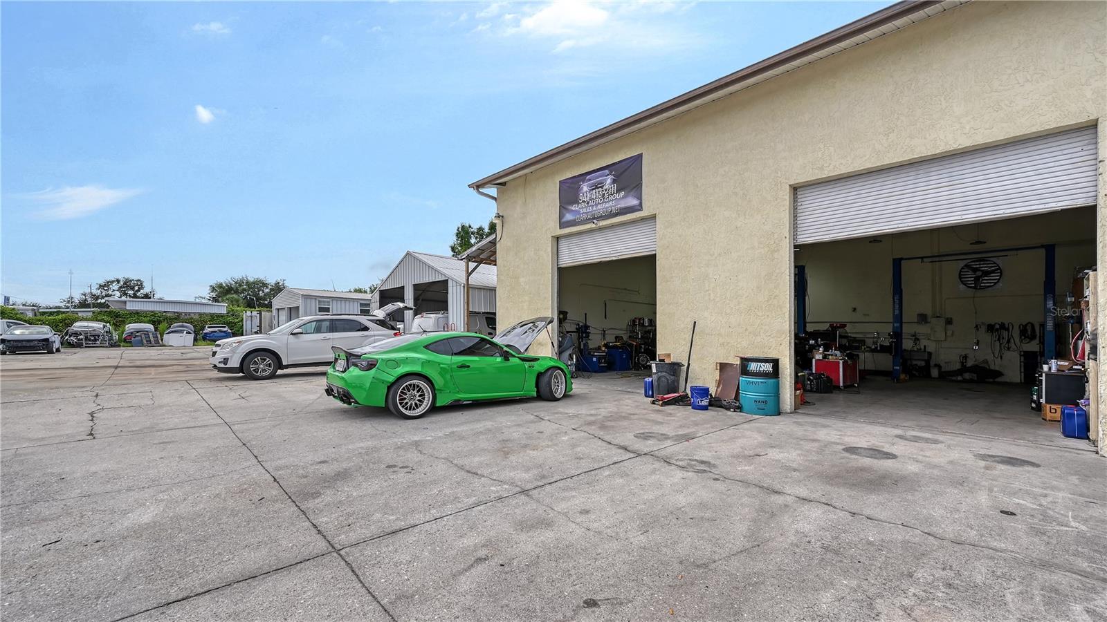 4576 SAMUEL ST — photo 48