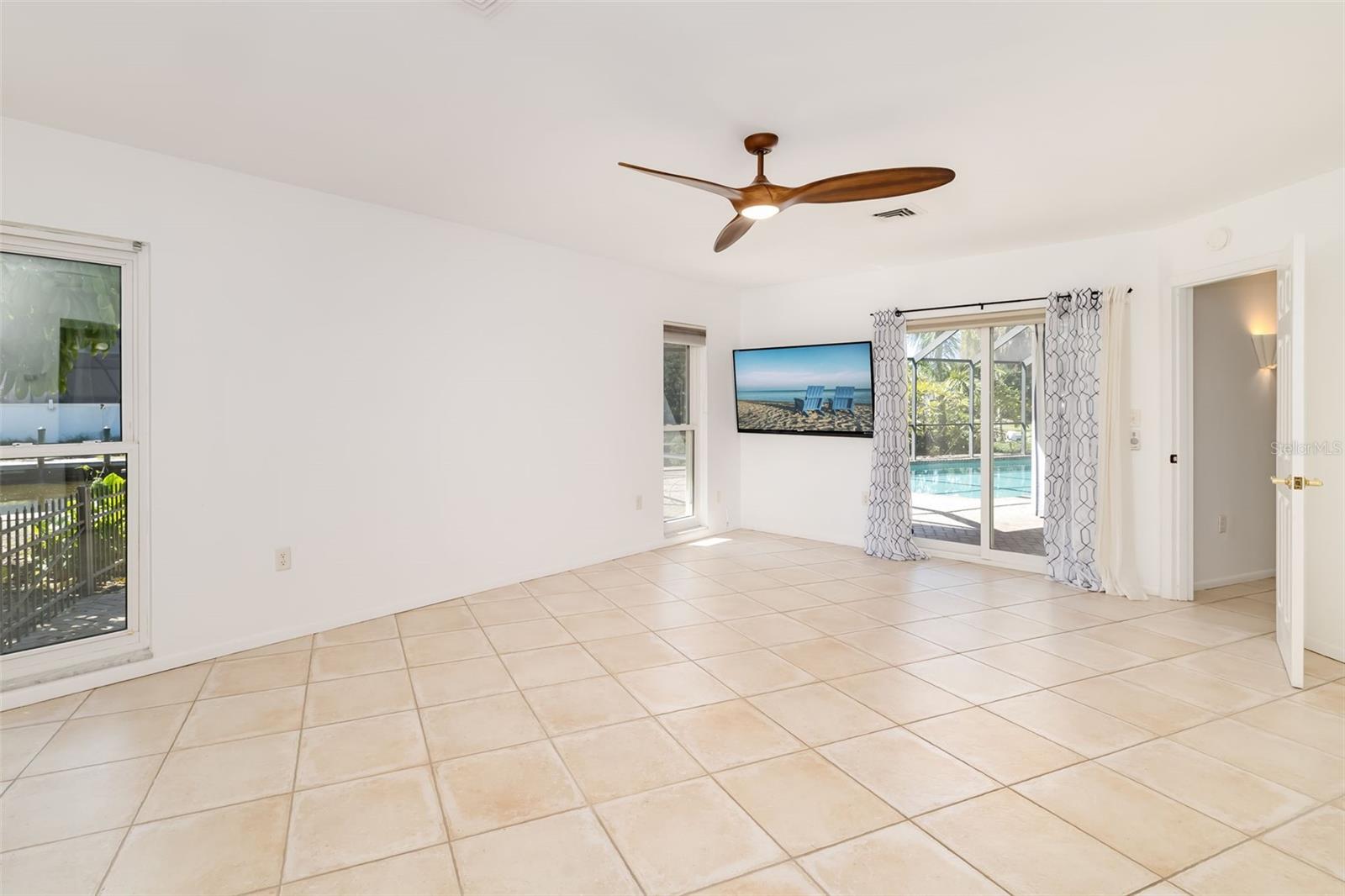 5456 AZURE WAY — photo 23