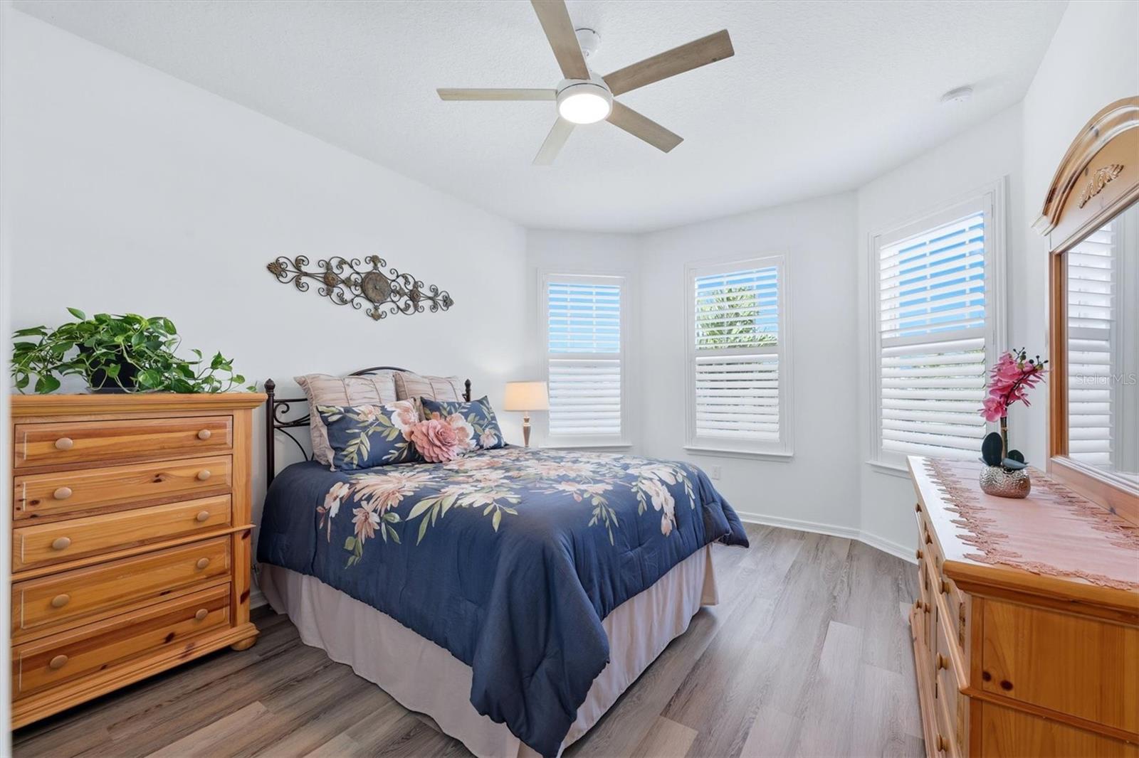 10635 WYNWARD WAY — photo 22